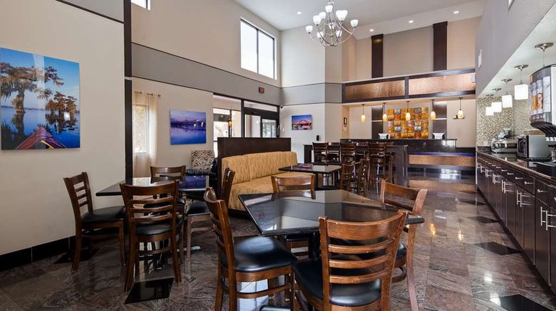 <b>Best Western Bayou Inn & Suites Restaurant</b>. Images powered by <a href="https://iceportal.shijigroup.com/" title="IcePortal" target="_blank">IcePortal</a>.