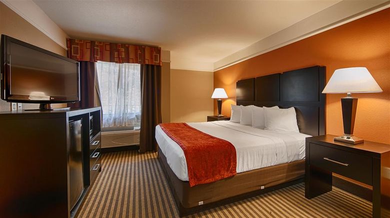 <b>Best Western Bayou Inn & Suites Room</b>. Images powered by <a href="https://iceportal.shijigroup.com/" title="IcePortal" target="_blank">IcePortal</a>.