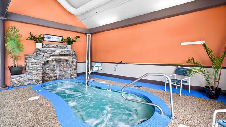 Best Western Merry Manor Inn Pool