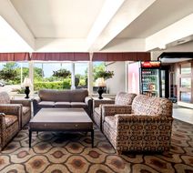 Best Western Merry Manor Inn Lobby