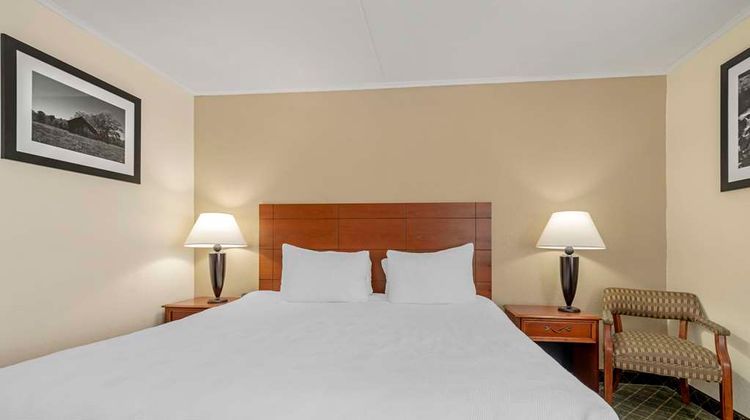 Best Western Plus Augusta Civic Center Room