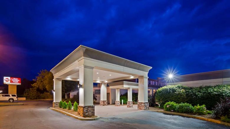 <b>Best Western Plus Waterville Grand Hotel Exterior</b>. Images powered by <a href="https://iceportal.shijigroup.com/" title="IcePortal" target="_blank">IcePortal</a>.