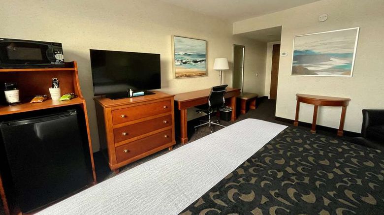 <b>Best Western Plus Waterville Grand Hotel Room</b>. Images powered by <a href="https://iceportal.shijigroup.com/" title="IcePortal" target="_blank">IcePortal</a>.