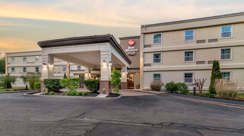 <b>Best Western Plus Brunswick Bath Exterior</b>. Images powered by <a href="https://iceportal.shijigroup.com/" title="IcePortal" target="_blank">IcePortal</a>.