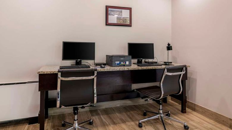 <b>Best Western Plus Brunswick Bath Other</b>. Images powered by <a href="https://iceportal.shijigroup.com/" title="IcePortal" target="_blank">IcePortal</a>.