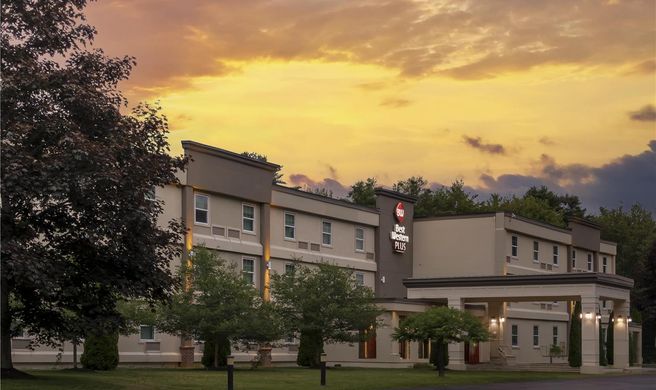 Best Western Plus Brunswick Bath Exterior