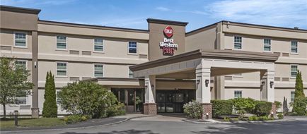 Best Western Plus Brunswick Bath Exterior