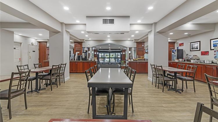 Best Western Plus Brunswick Bath Restaurant