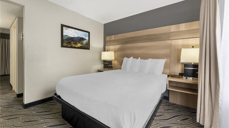 Best Western Braddock Inn Suite