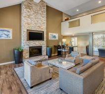 Best Western La Plata Inn Lobby
