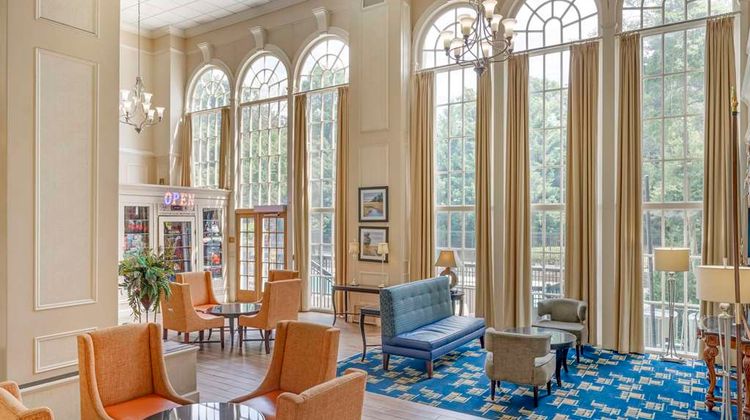 Best Western Capital Beltway Lobby
