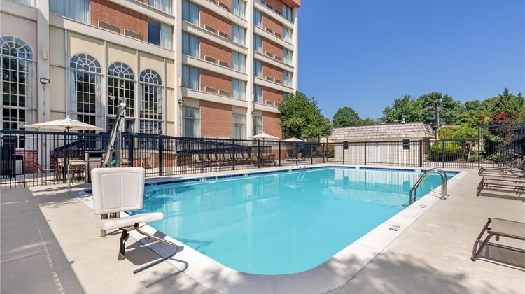 Best Western Capital Beltway Pool