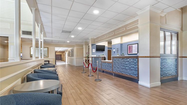 Best Western Capital Beltway Lobby