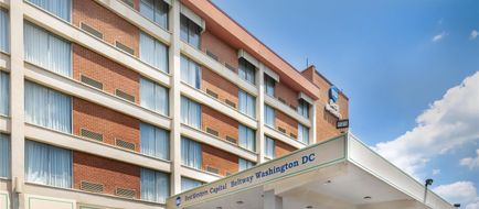 Best Western Capital Beltway Exterior