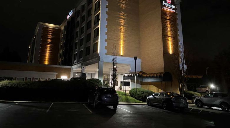 Best Western Premier Hotel  and  Suites Exterior. Images powered by <a href="https://iceportal.shijigroup.com" target="_blank" rel="noopener">Ice Portal</a>.