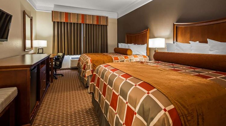 Best Western Plus Easton Inn & Suites Room