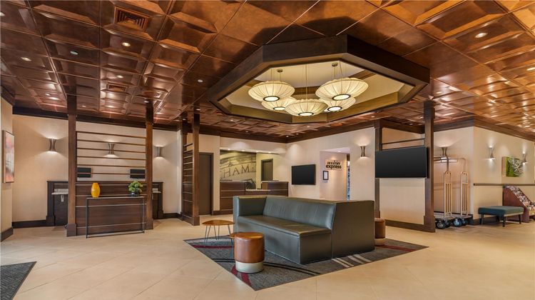 Best Western TLC Hotel Lobby