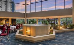 Best Western Royal Plaza Htl & Trade Ctr