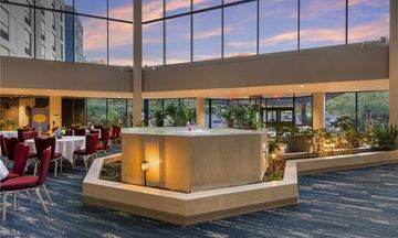 Best Western Royal Plaza Htl & Trade Ctr