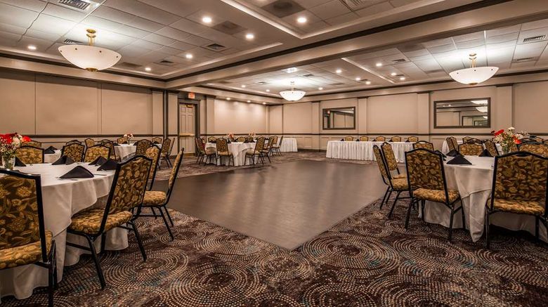 <b>Best Western Adams Inn Quincy-Boston Ballroom</b>. Images powered by <a href="https://iceportal.shijigroup.com/" title="IcePortal" target="_blank">IcePortal</a>.