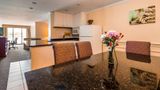 Best Western Adams Inn Quincy-Boston Suite