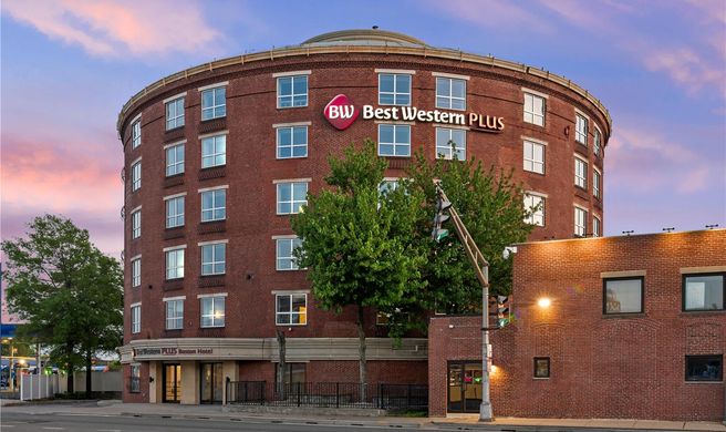 Best Western Plus Boston Hotel Exterior