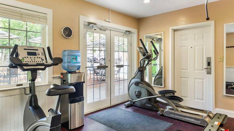 Best Western Plus Cold Spring Health