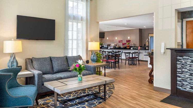 Best Western Plus Cold Spring Lobby