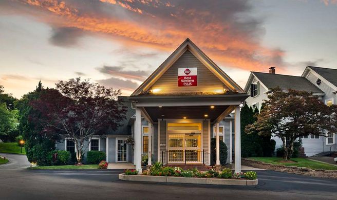 Best Western Plus Cold Spring Exterior