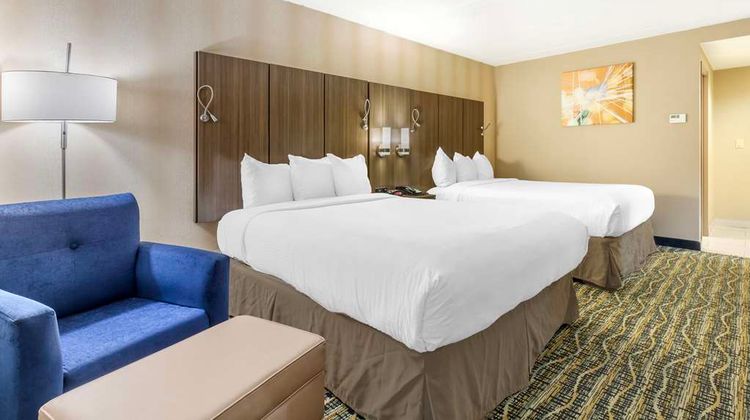 Best Western Plus New Englander Room