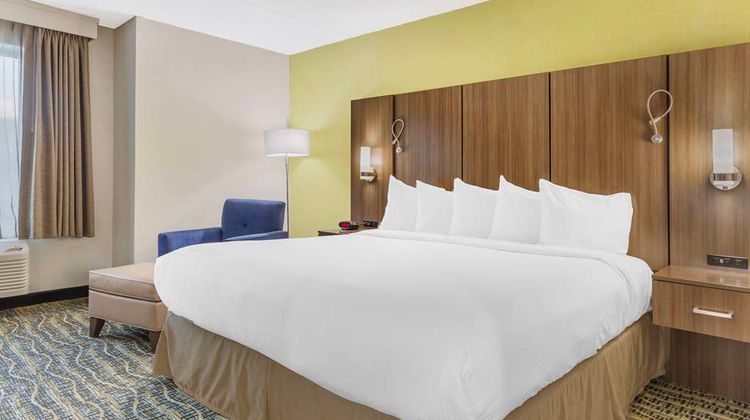 Best Western Plus New Englander Room