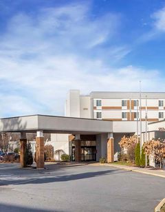 Best Western Plus New Englander