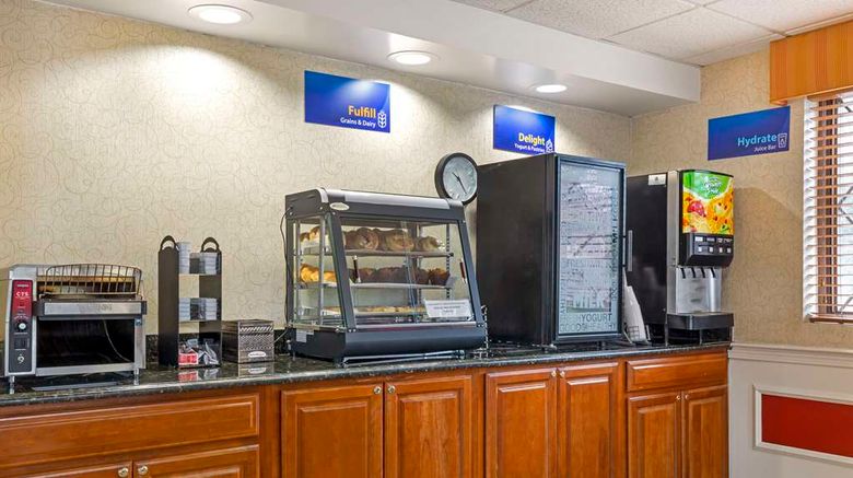 <b>Best Western Plus Inn at Sharon/Foxboro Restaurant</b>. Images powered by <a href="https://iceportal.shijigroup.com/" title="IcePortal" target="_blank">IcePortal</a>.