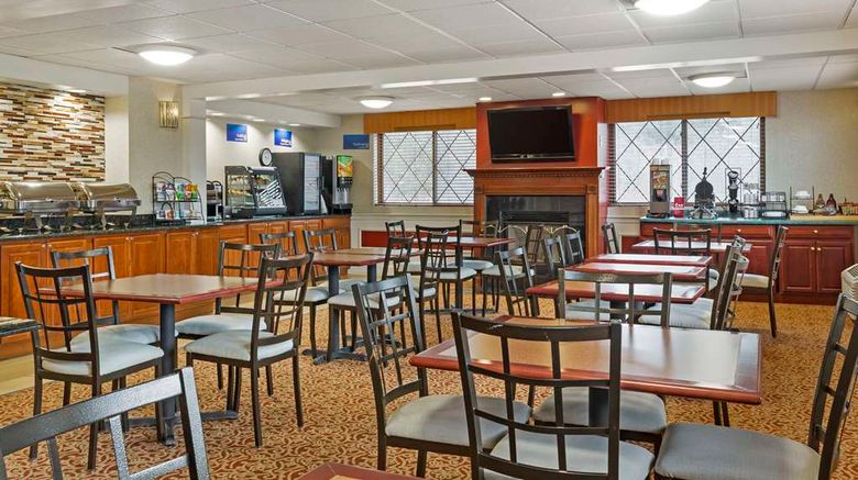 <b>Best Western Plus Inn at Sharon/Foxboro Restaurant</b>. Images powered by <a href="https://iceportal.shijigroup.com/" title="IcePortal" target="_blank">IcePortal</a>.