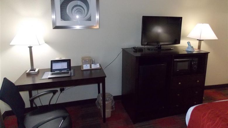 <b>Best Western Springfield West Inn Room</b>. Images powered by <a href="https://iceportal.shijigroup.com/" title="IcePortal" target="_blank">IcePortal</a>.