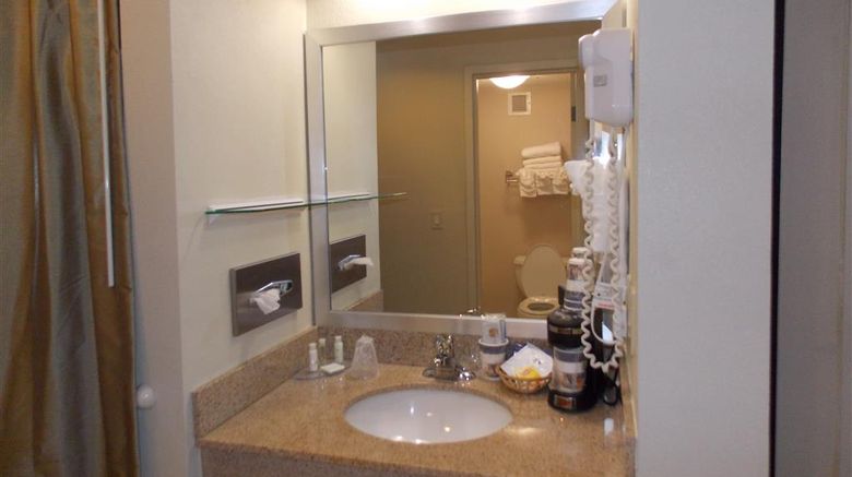 <b>Best Western Springfield West Inn Room</b>. Images powered by <a href="https://iceportal.shijigroup.com/" title="IcePortal" target="_blank">IcePortal</a>.