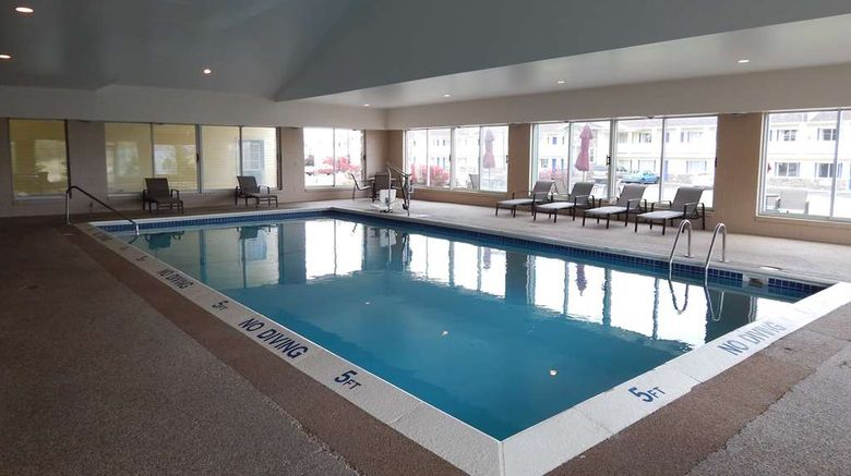 <b>Best Western Sault Ste. Marie Pool</b>. Images powered by <a href="https://iceportal.shijigroup.com/" title="IcePortal" target="_blank">IcePortal</a>.