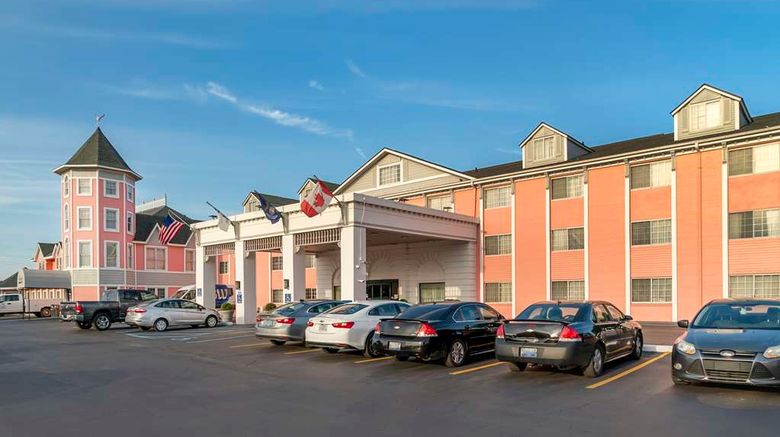 Best Western Greenfield Inn Exterior. Images powered by <a href="https://iceportal.shijigroup.com" target="_blank" rel="noopener">Ice Portal</a>.