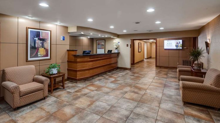 Best Western Lapeer Inn Lobby