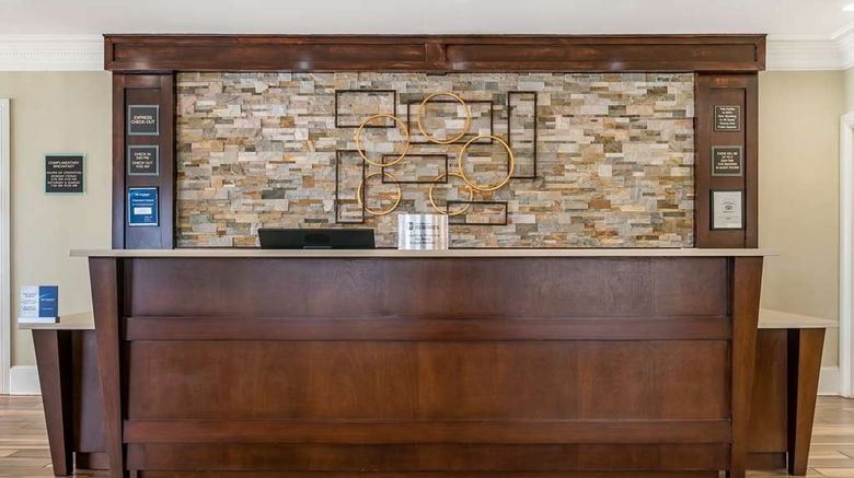 <b>Best Western of Hartland Lobby</b>. Images powered by <a href="https://iceportal.shijigroup.com/" title="IcePortal" target="_blank">IcePortal</a>.