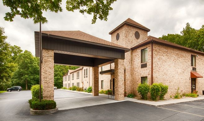 Best Western Plaza Hotel Saugatuck Exterior