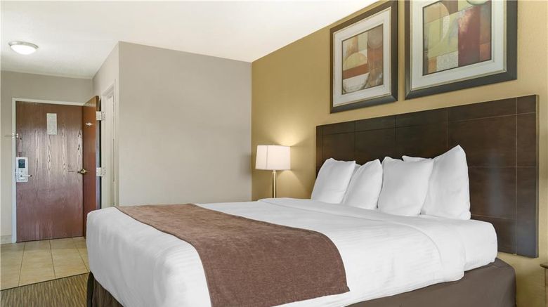 <b>Best Western Port Huron Blue Water Bridg Room</b>. Images powered by <a href="https://iceportal.shijigroup.com/" title="IcePortal" target="_blank">IcePortal</a>.