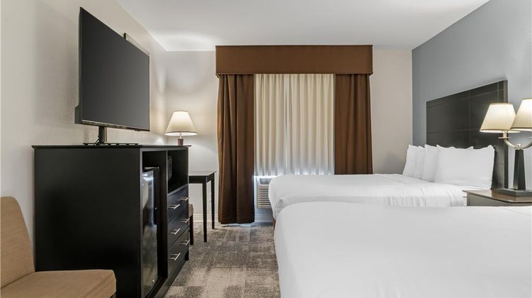 Best Western Lakewinds Room