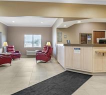 Best Western Lakewinds Lobby
