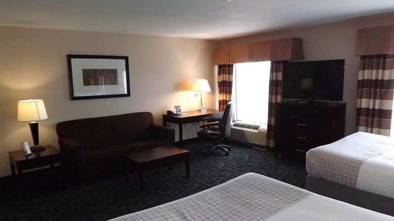 <b>Best Western Plus Kalamazoo Suites Room</b>. Images powered by <a href="https://iceportal.shijigroup.com/" title="IcePortal" target="_blank">IcePortal</a>.