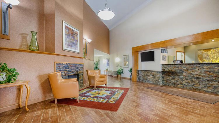 Best Western Davison Inn Lobby