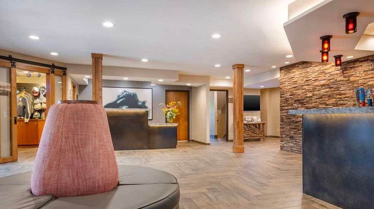 Best Western Plus Superior Inn Lobby