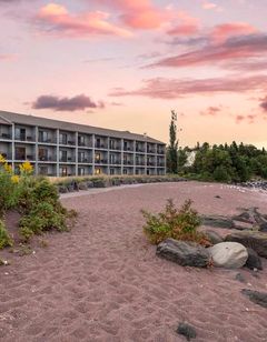 Best Western Plus Superior Inn