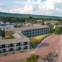 Best Western Plus Superior Inn