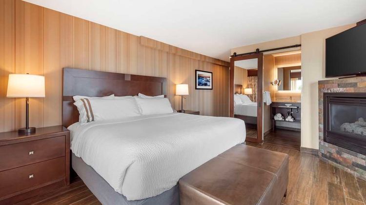 Best Western Plus Superior Inn Room